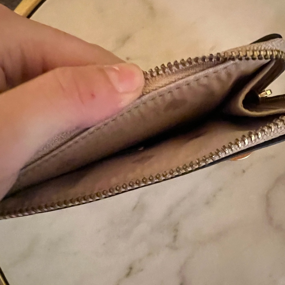 Kate Spade Cameron Leather Card Holder - Picture 6 of 7